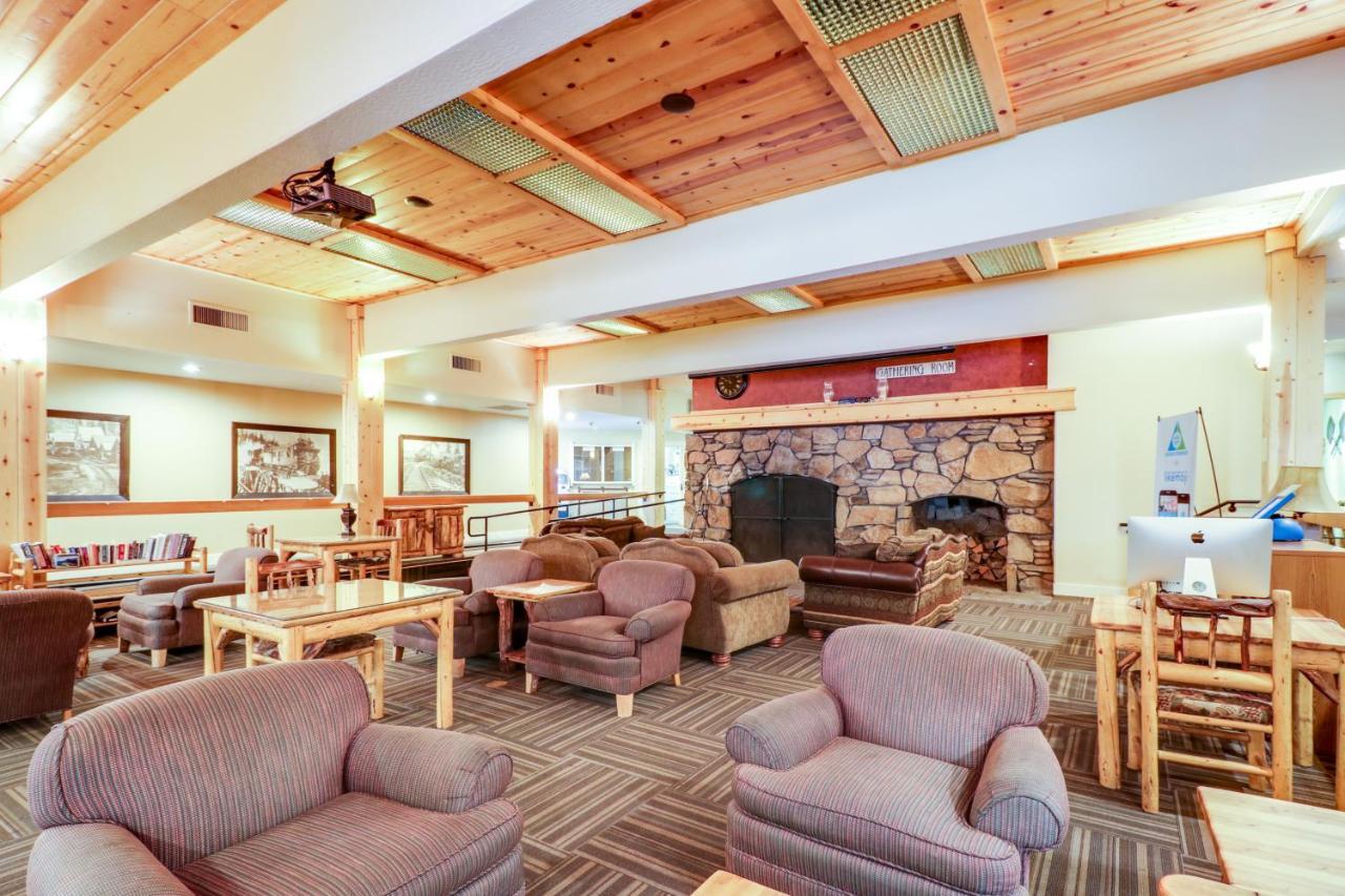 Tastefully-Updated, Classic Tahoe Family Home Truckee Exterior foto